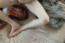 The queen wants to sit on her throne all day (OC)